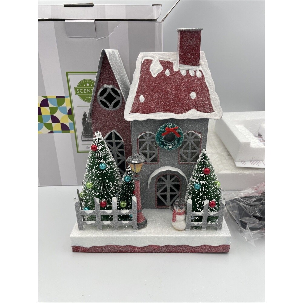 Scentsy Snowed In Wax Warmer NEW In OG box Housewarming Winter Christmas Cozy